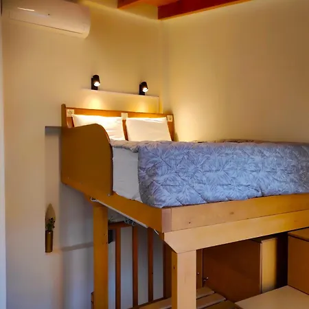 Apartment Ploumi